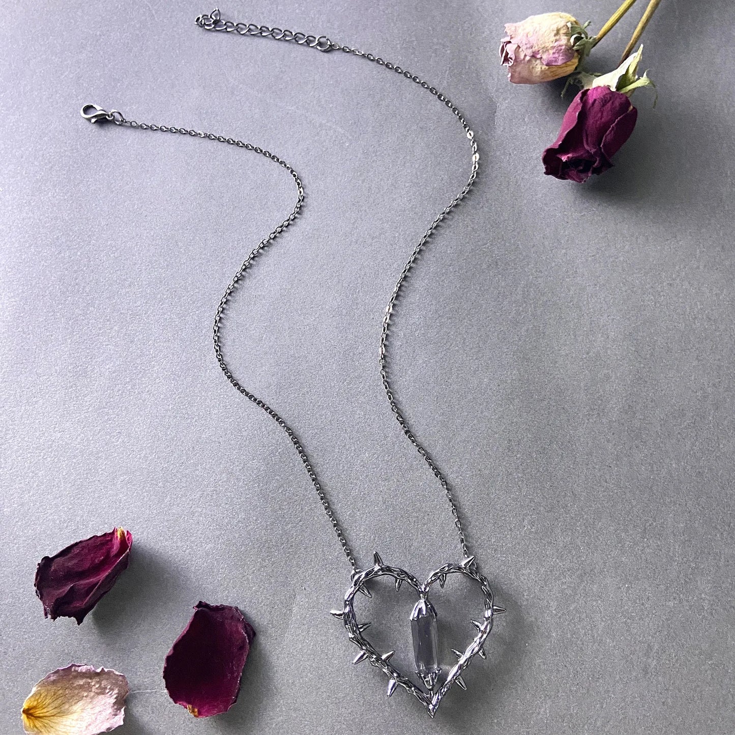Vintage Thorn Heart Pendant Necklace