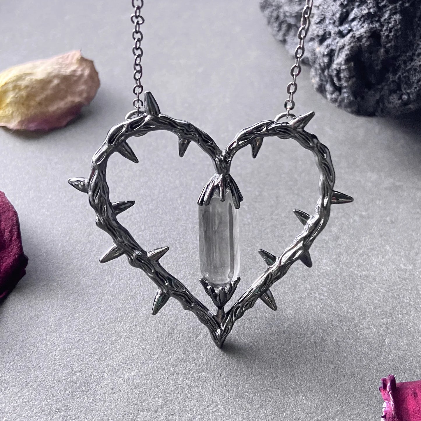 Vintage Thorn Heart Pendant Necklace
