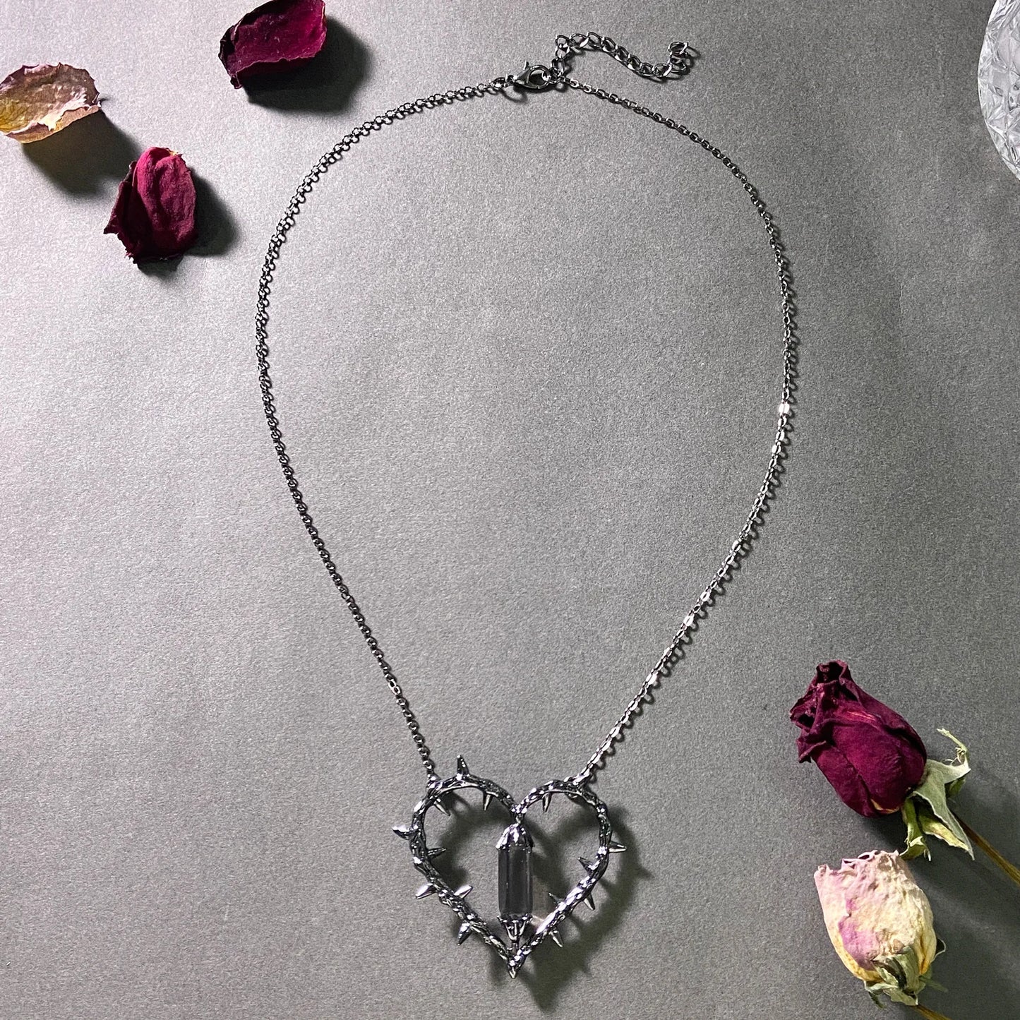 Vintage Thorn Heart Pendant Necklace